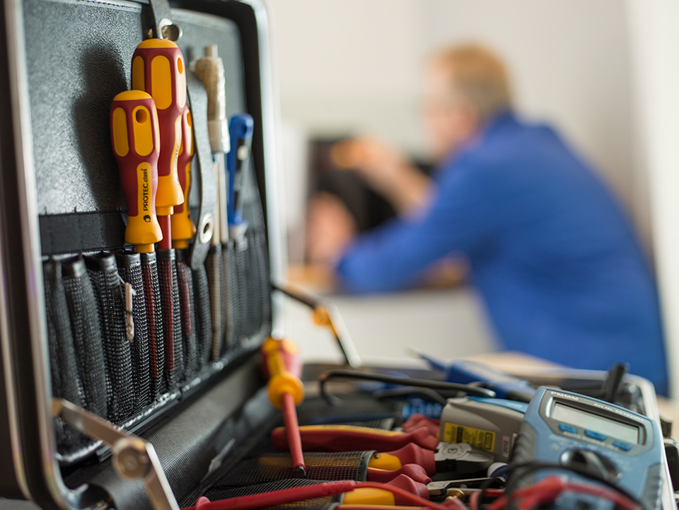 C F022411 bei elektrotechnik OHLEMANN in Räbke