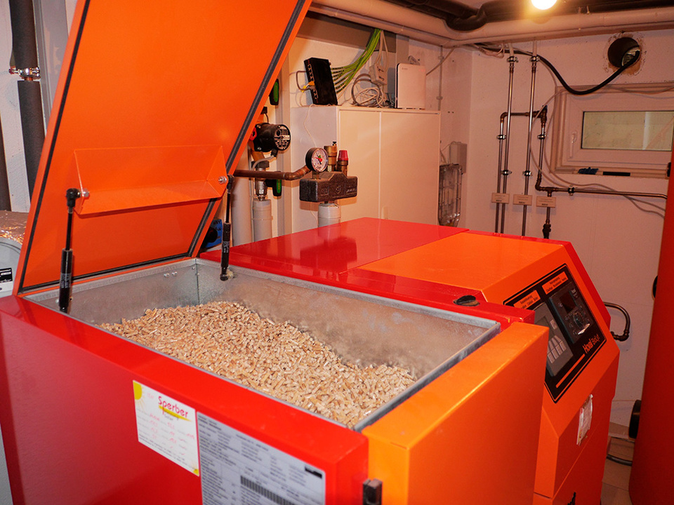Palletheizung2 bei elektrotechnik OHLEMANN in Räbke